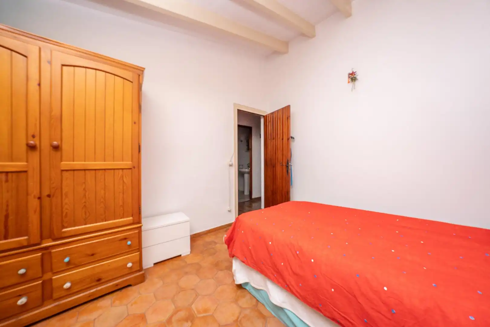 Habitación de Casa o chalet en venta en El Campello con Aire acondicionado, Calefacción y Jardín privado