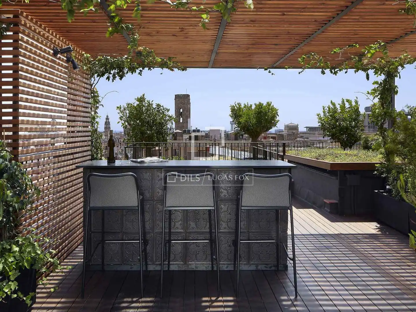 Terrasse von Dachboden zum Verkauf in Barcelona mit Klimaanlage, Heizung und Parkett