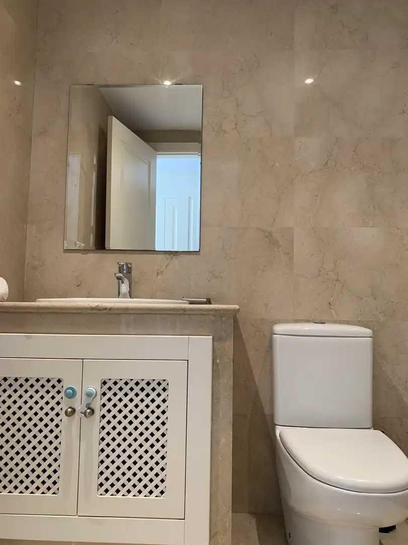 Baño de Apartamento de alquiler en Roda