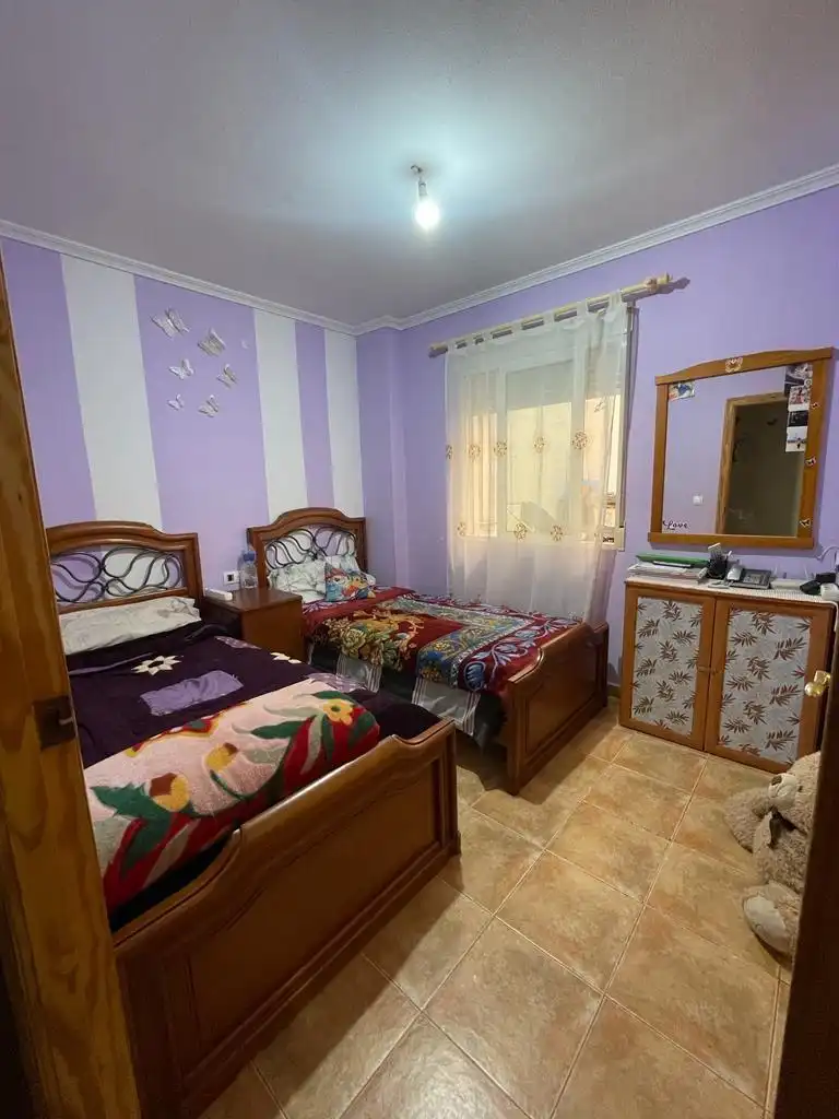 Habitación de Planta baja en venta en El Pinós / Pinoso con Jardín privado y Amueblado