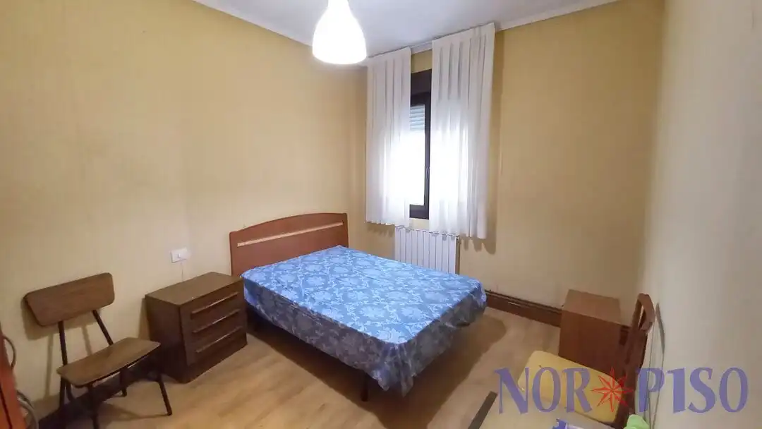 Schlafzimmer von Wohnung zum Verkauf in Bilbao  mit Heizung und Balkon