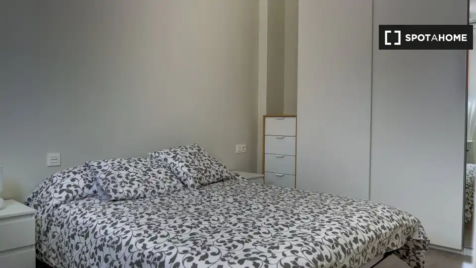 Habitación en Doctor Cerrada