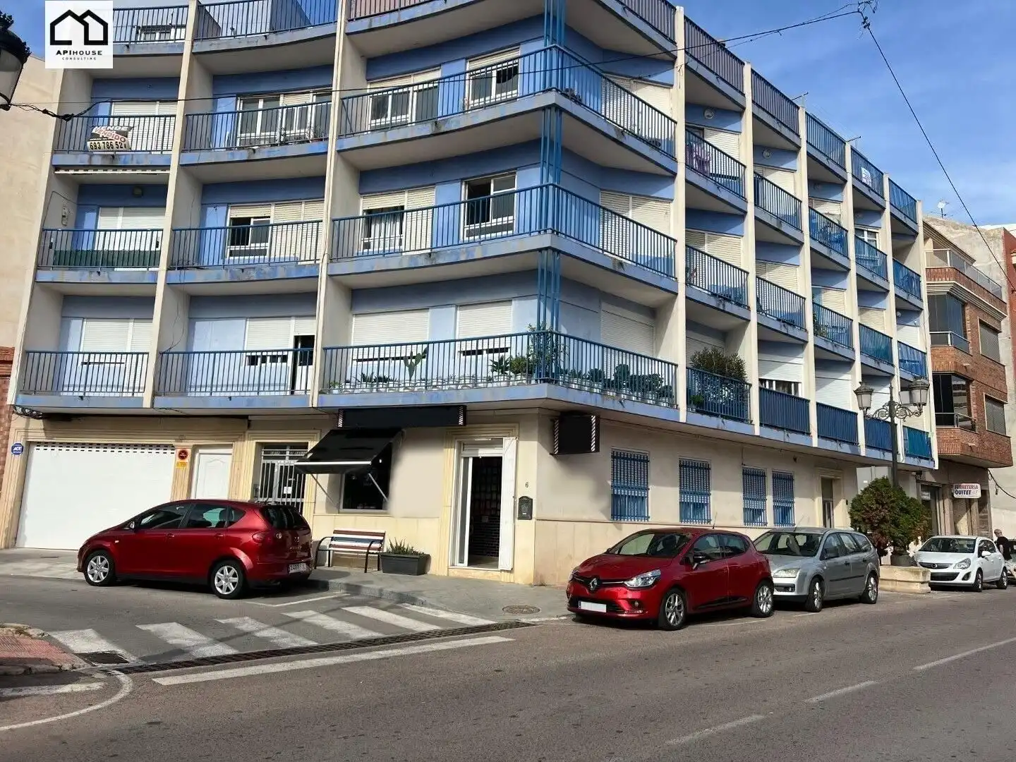 Vista exterior de Local de alquiler en Guardamar del Segura con Aire acondicionado
