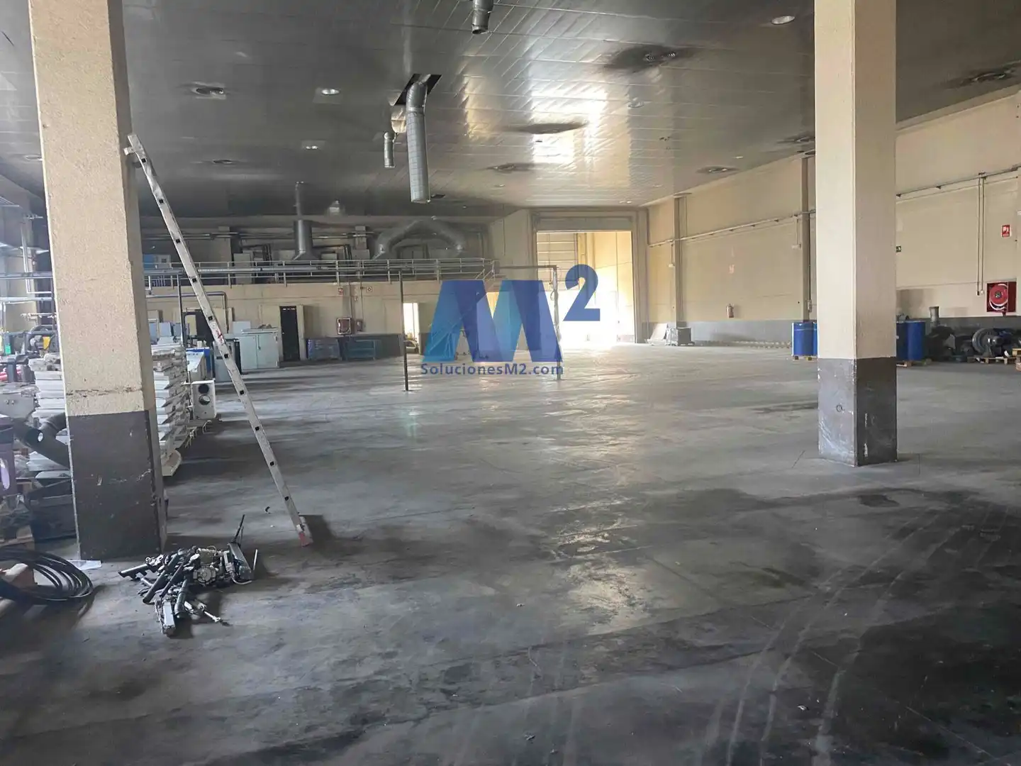 Nave industrial en venta en Alcalá de Henares
