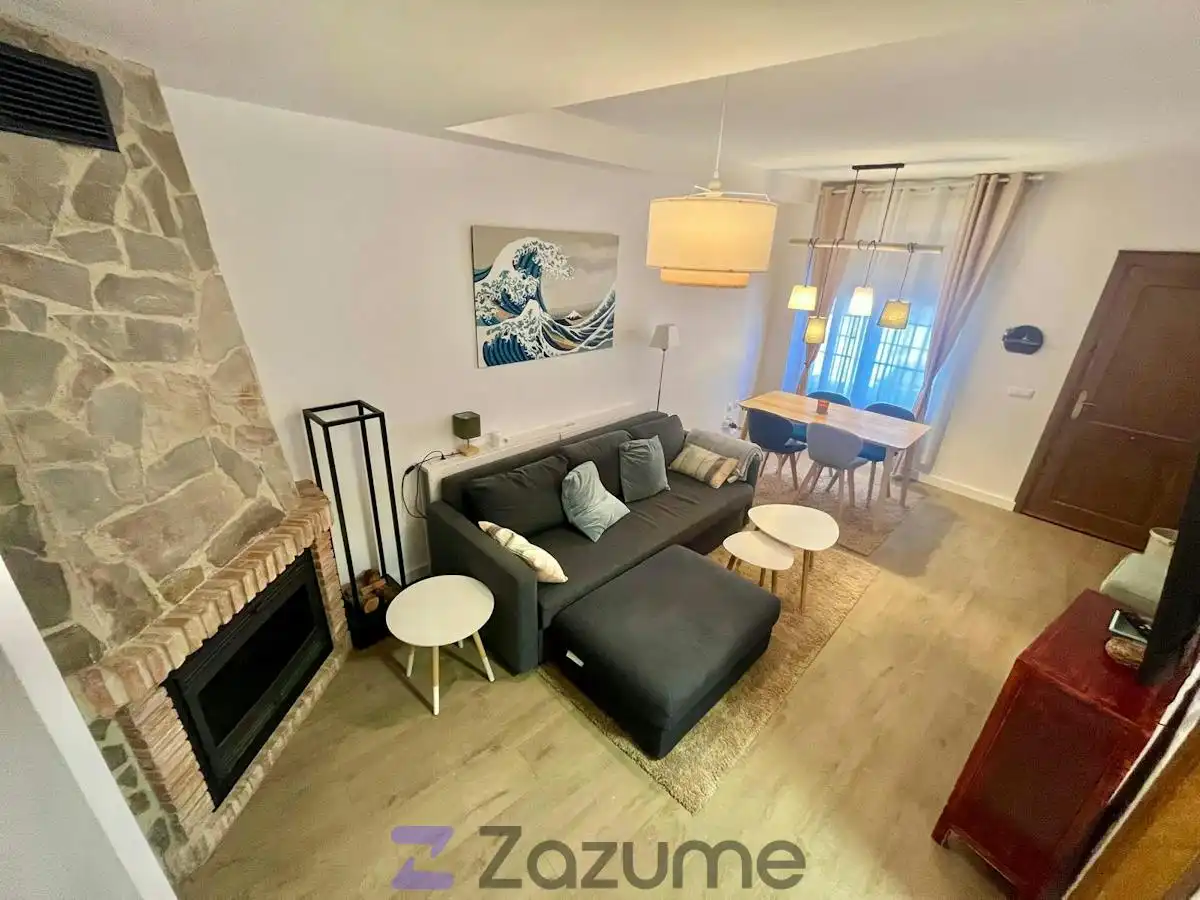 Appartamento con terrazza in affitto a C. Jaen
