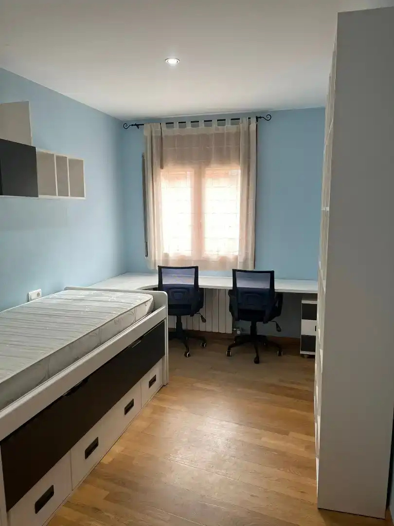 Schlafzimmer von Wohnung zur Miete in Alcañiz mit Klimaanlage, Parkett und Möbliert