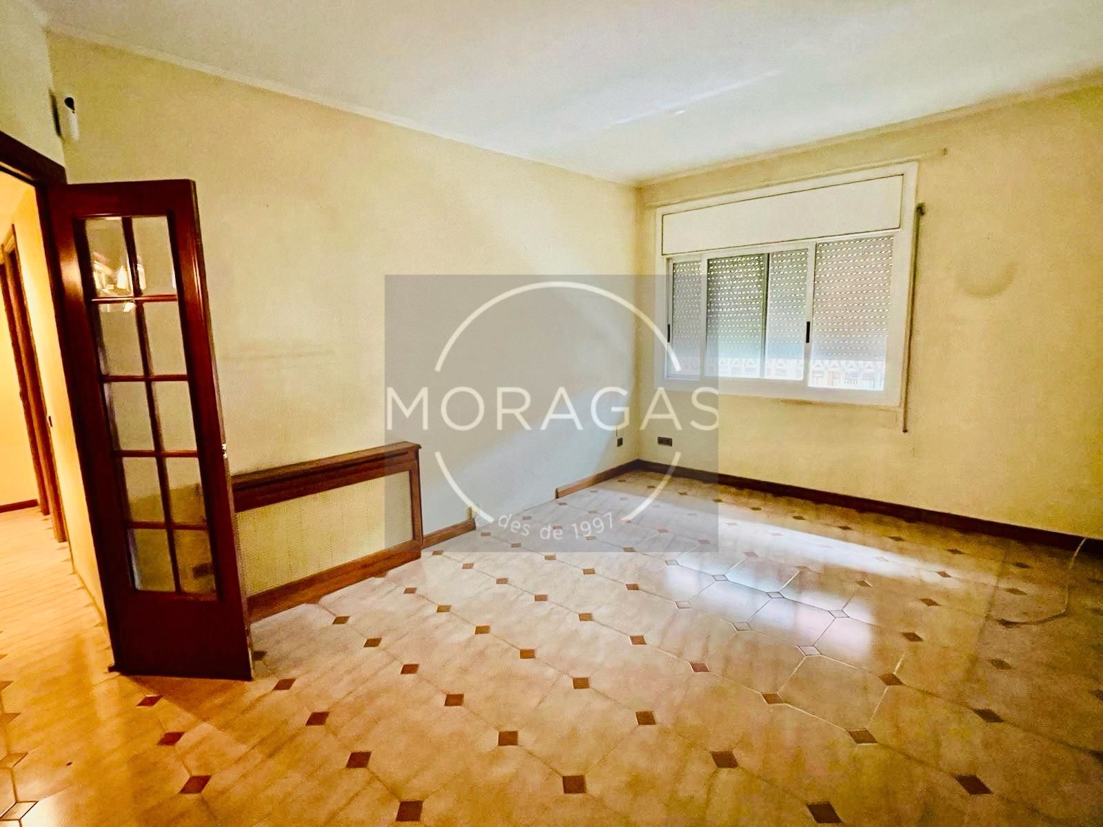 Habitación de Piso en venta en Castelldefels con Calefacción