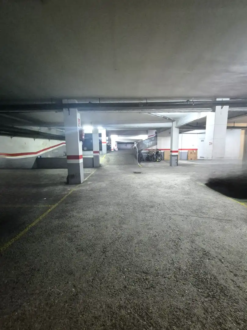 Aparcament de Garatge en venda en Santa Coloma de Gramenet