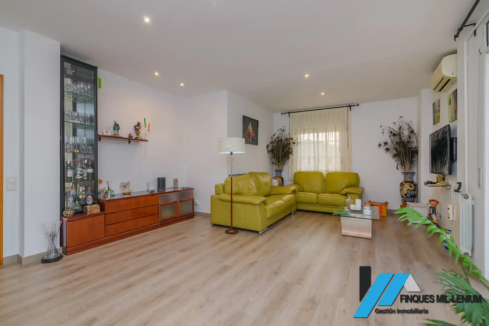 Flat for sale in Passeig Maragall