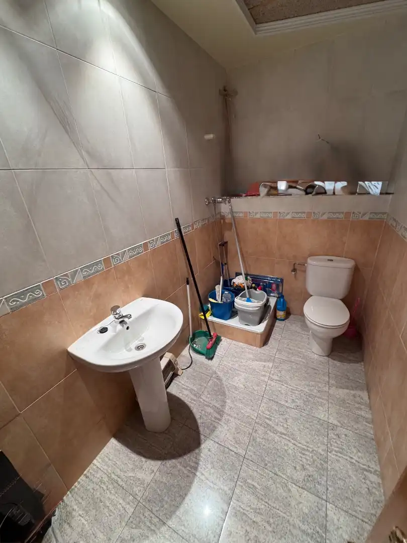 Baño de Local en venta en Villena con Aire acondicionado y Calefacción