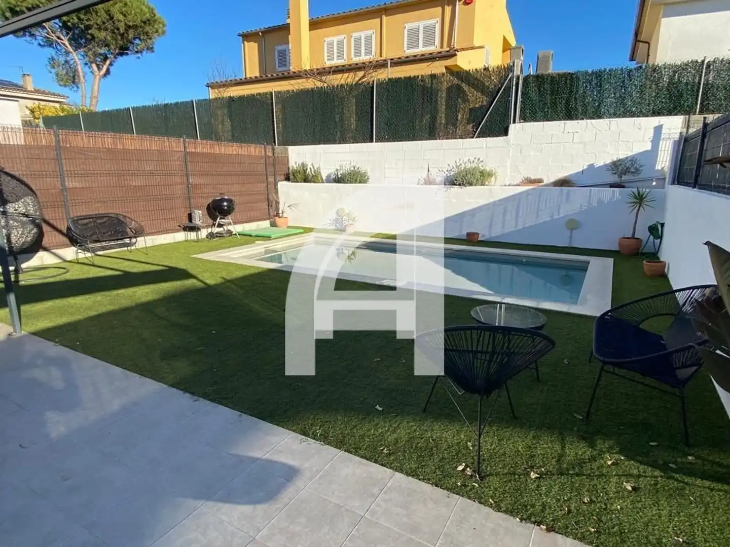 Casa adosada de lloguer a Carrer de l'Albera, Fornells de la Selva