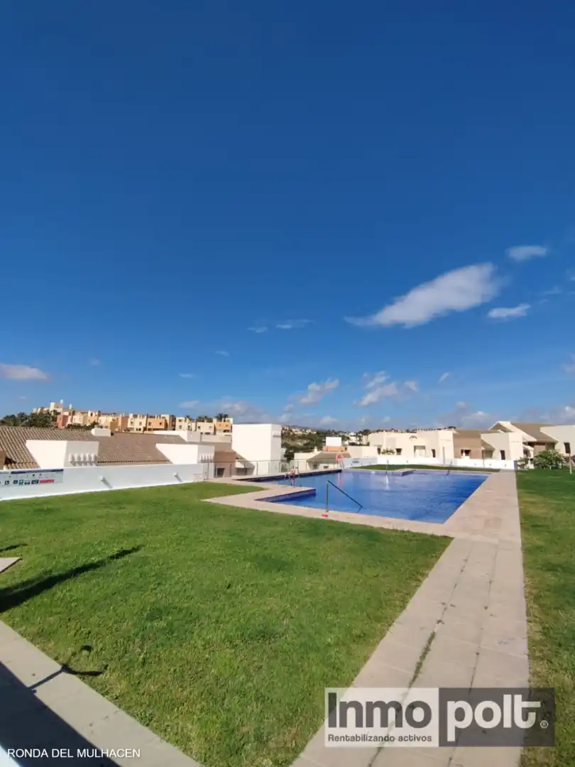 Schwimmbecken von Wohnung zur Miete in Vera mit Klimaanlage, Heizung und Privatgarten