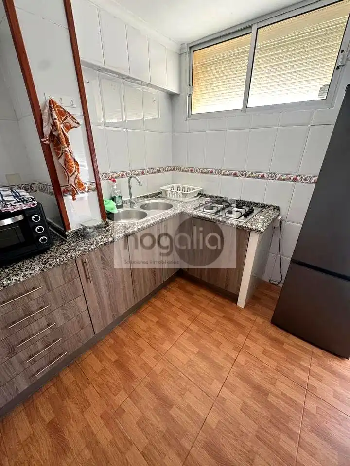 Kitchen of Flat for rent in Sevilla  with Storage room and Furnished