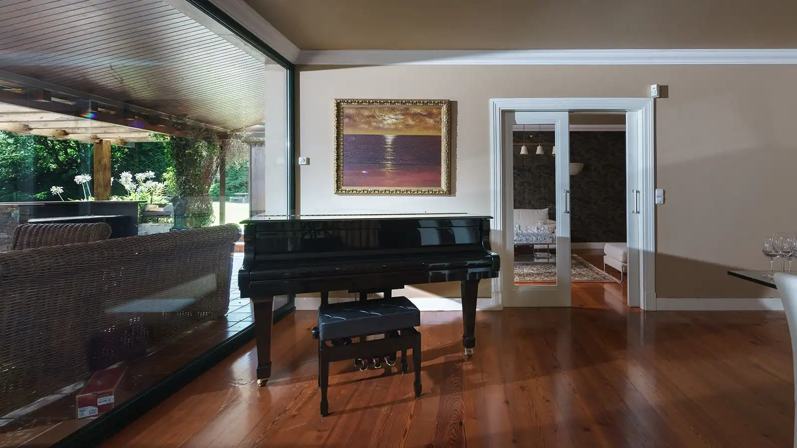 Sala de estar de Casa o chalet en venta en Oleiros con Calefacción, Jardín privado y Parquet