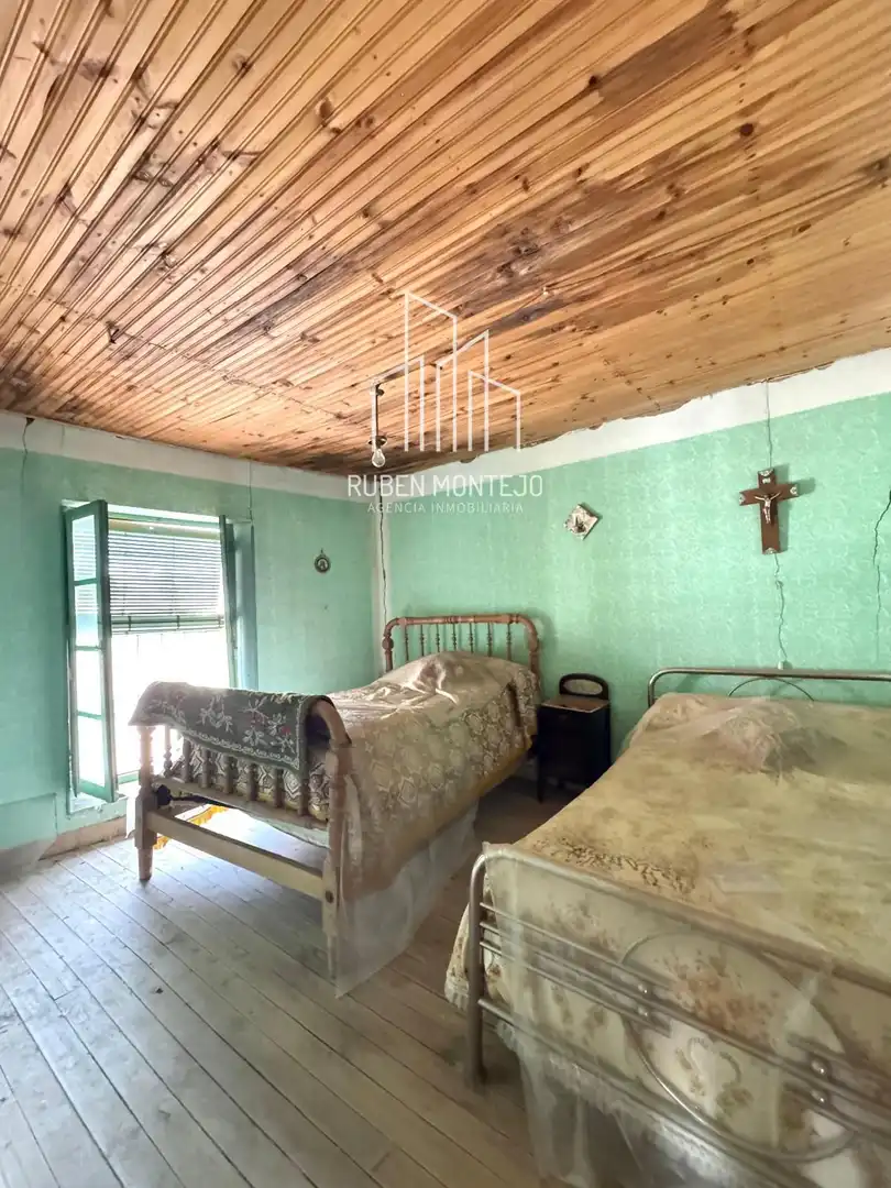 Dormitori de Casa o xalet en venda en Calzada de Valdunciel amb Terrassa