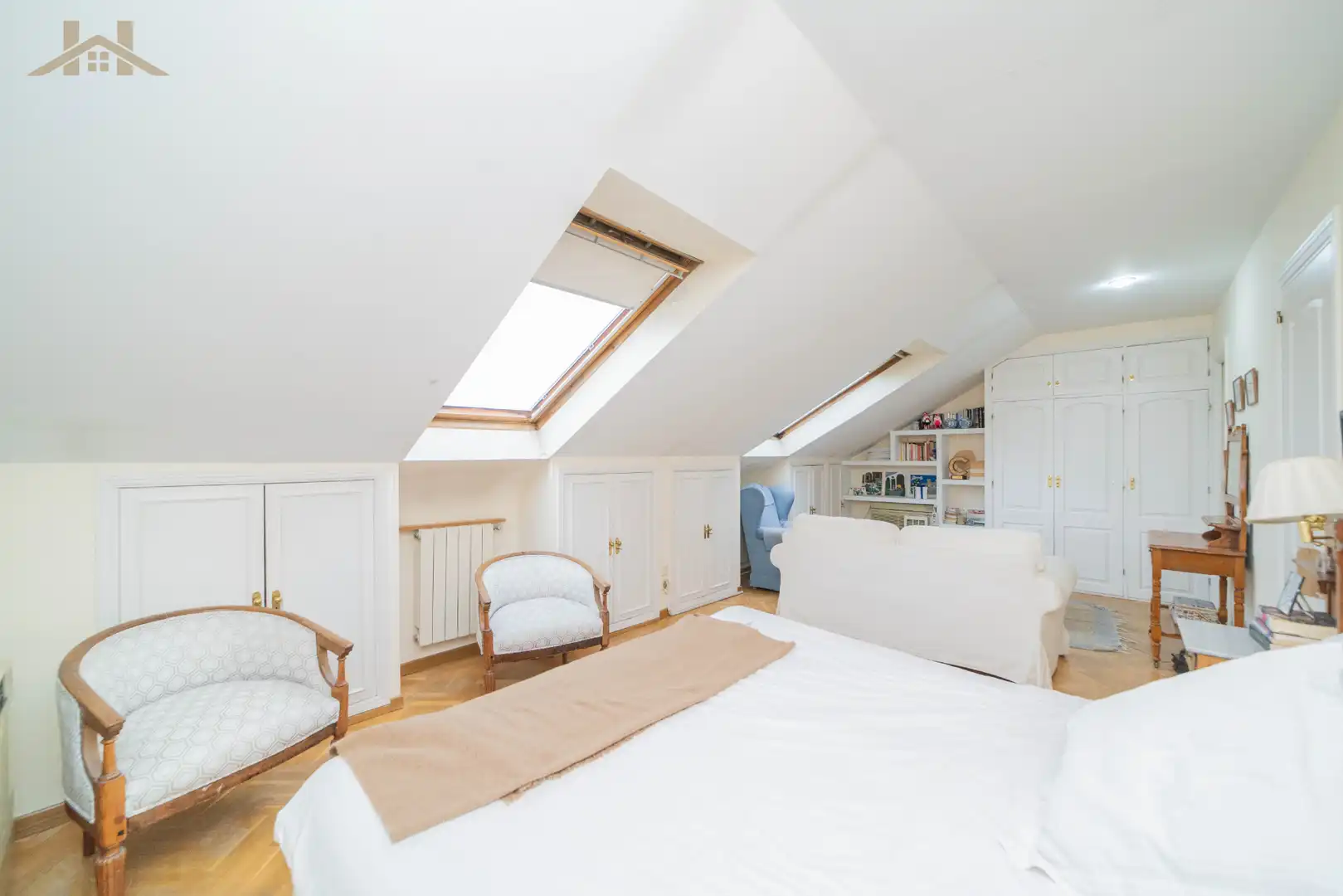 Bedroom of Duplexes for sale in Madrid  with Air Conditioner, Heating and Storage room