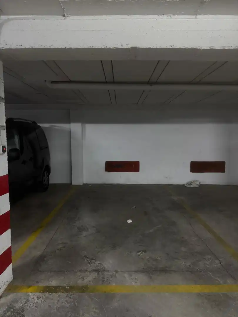 Parkplatz zum Verkauf in Calle Gabriel Celaya, imagen 3