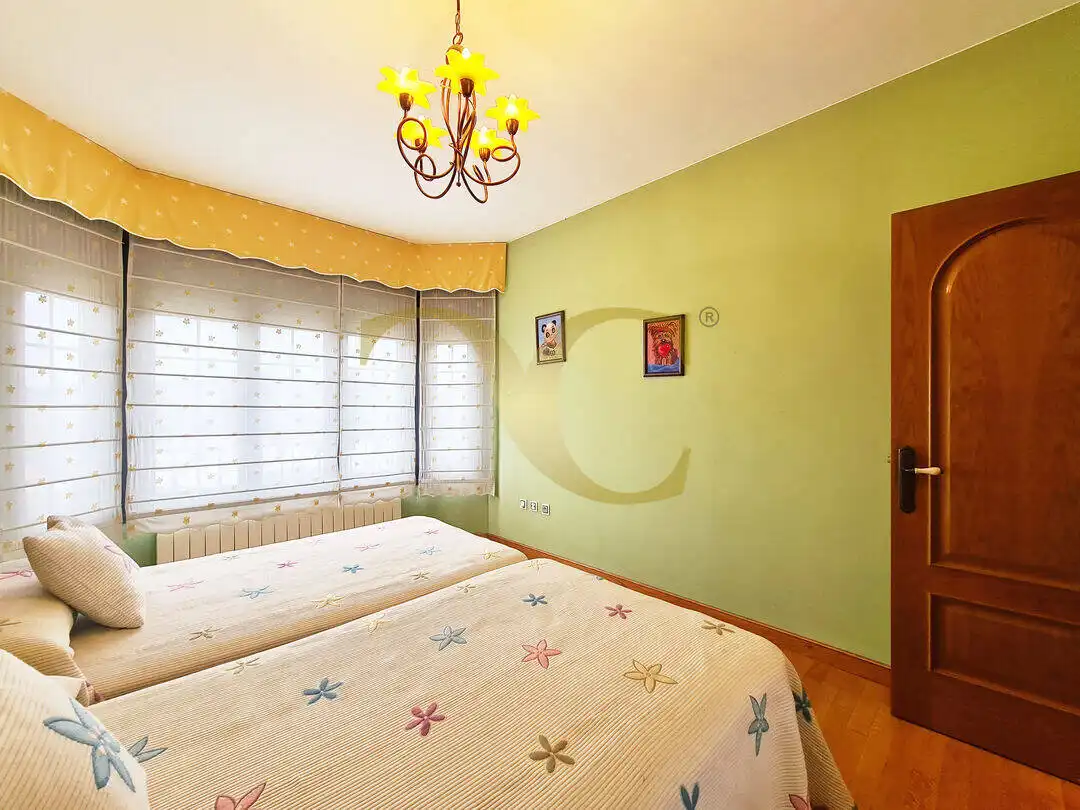 Bedroom of Houses for sale in Gijón   with Heating, Private garden and Terrace