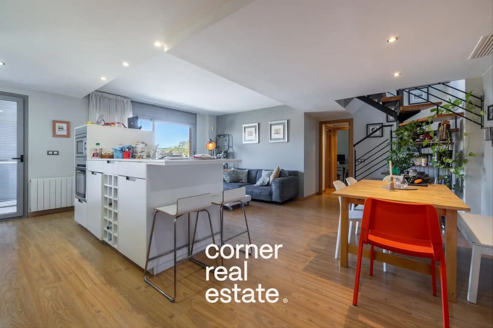 Exterior view of Attic for sale in Sant Cugat del Vallès  with Heating, Parquet flooring and Terrace