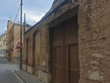 Terreny residencial en venda a Roquetes