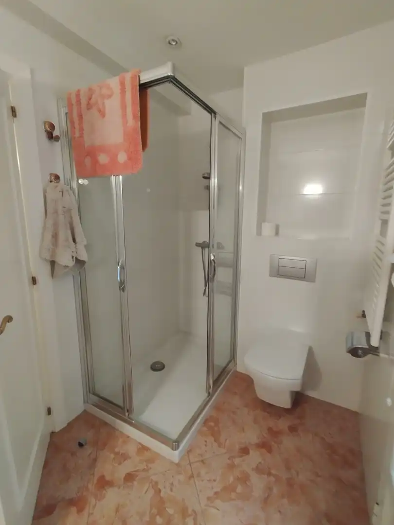 Baño de Dúplex en venta en Fraga con Calefacción, Terraza y Amueblado