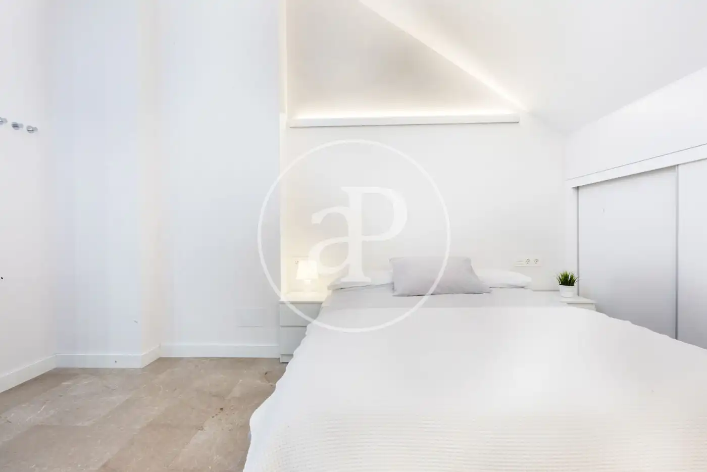 Habitación de Ático en venta en Valencia con Aire acondicionado, Calefacción y Terraza