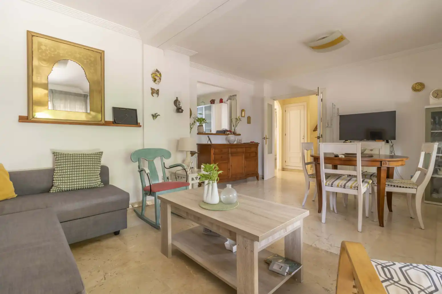 Living room of Houses for sale in Bormujos  with Air Conditioner, Terrace and Storage room