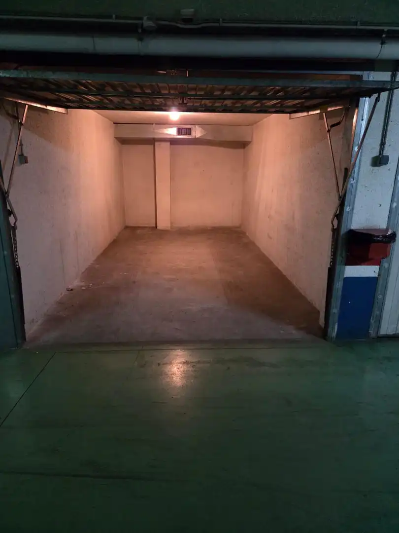 Garage for rent in Avenida Del Besaya, Covadonga - Campuzano - Ciudad Vergel
