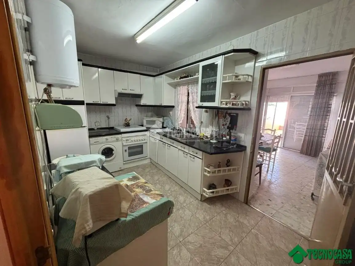 Cocina de Casa adosada en venta en Alcázar del Rey, Cuenca