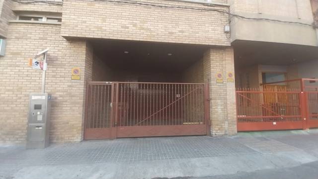 Garaje en Venta en Calle de Burgos en Ciudad Jardín - Parque Roma