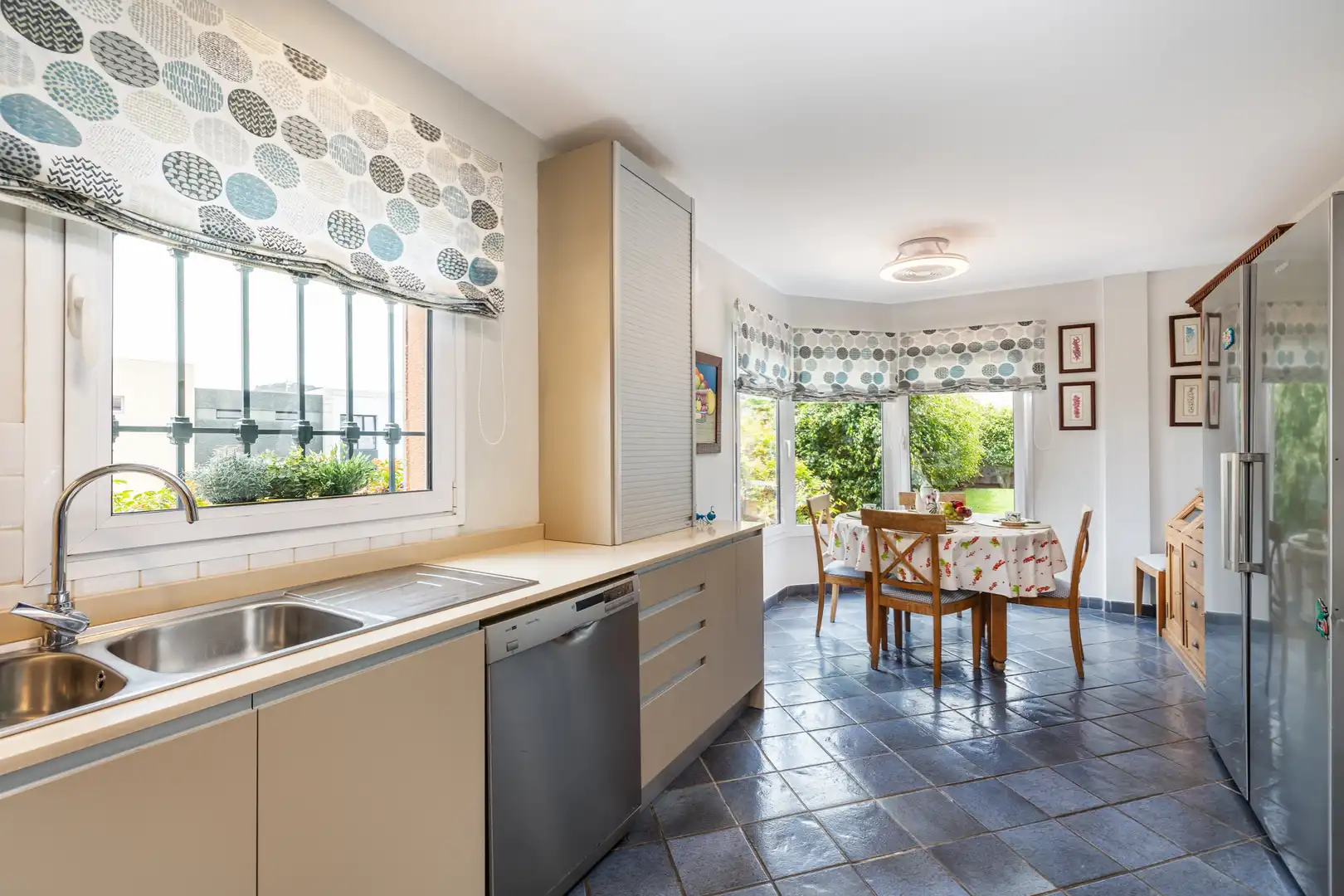 Cocina de Casa o chalet en venta en Las Palmas de Gran Canaria con Aire acondicionado, Calefacción y Jardín privado