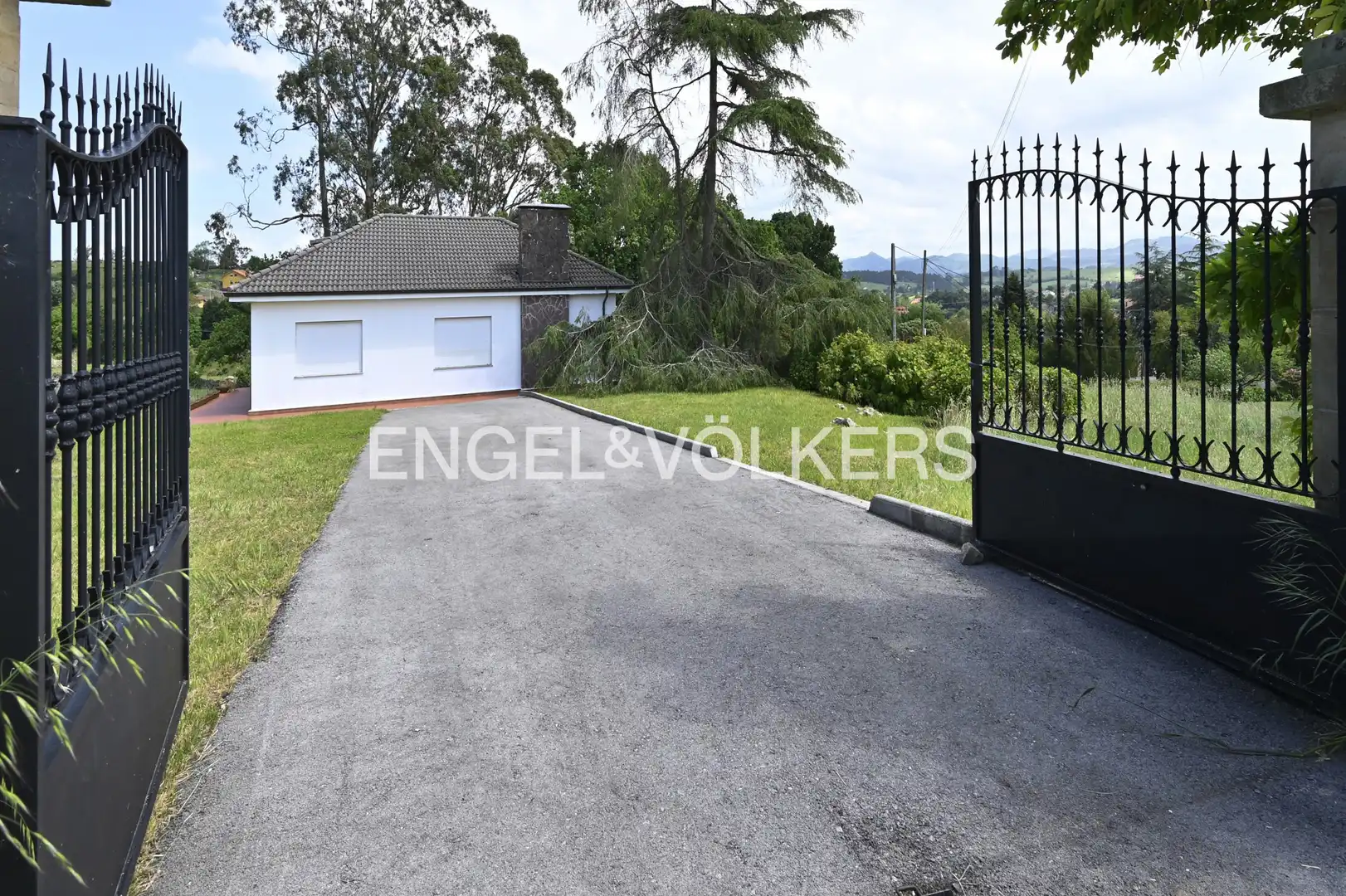 Casa o chalet en venta en DS VILLAPRESENTE-D 163(C) Polígono 4 - LADREA, Reocín