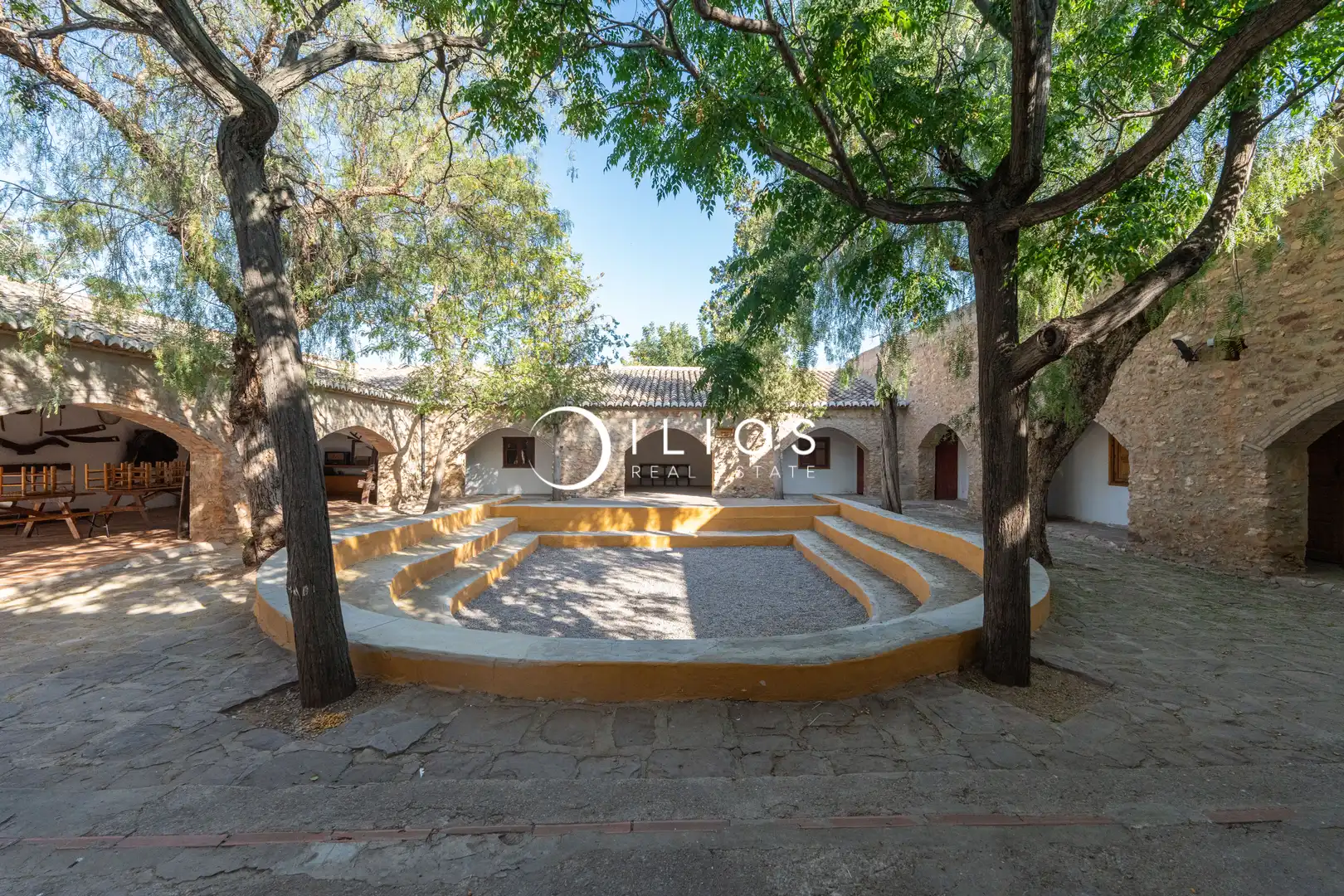 Vista exterior de Edificio en venta en Olocau con Piscina comunitaria