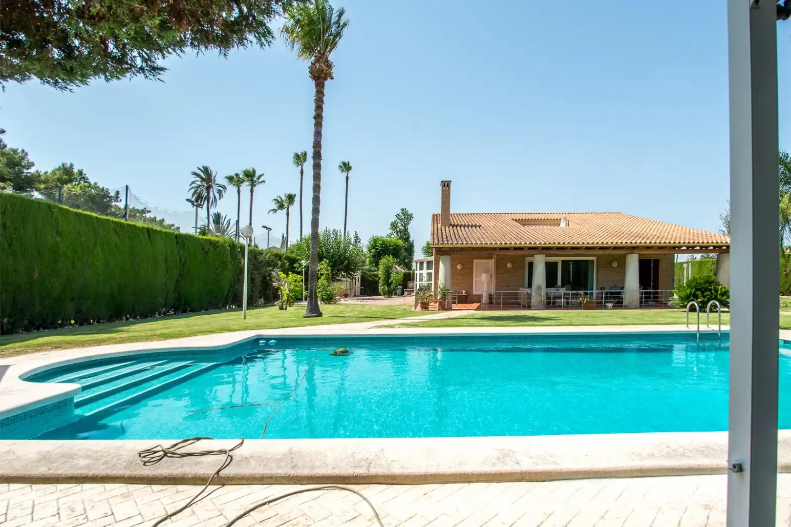 Piscina de Casa o xalet en venda en Murcia amb Aire condicionat, Calefacció i Jardí privat