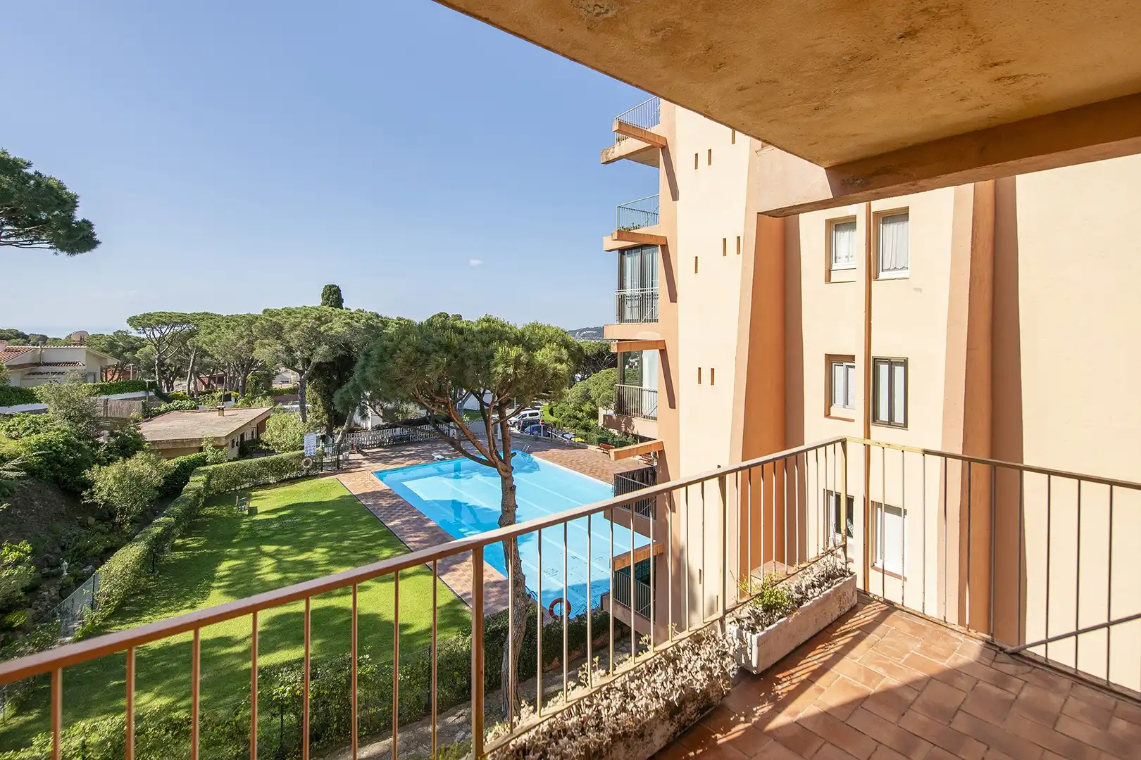 Piscina de Pis en venda en Castell d'Aro, Platja d'Aro i s'Agaró amb Terrassa i Piscina
