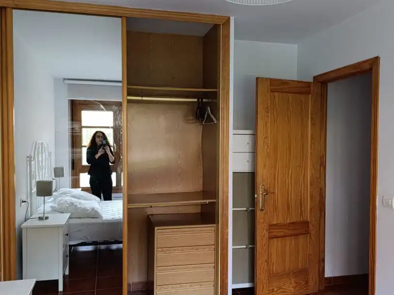 Schlafzimmer von Wohnungen zur Miete in Muros de Nalón mit Heizung, Privatgarten und Terrasse