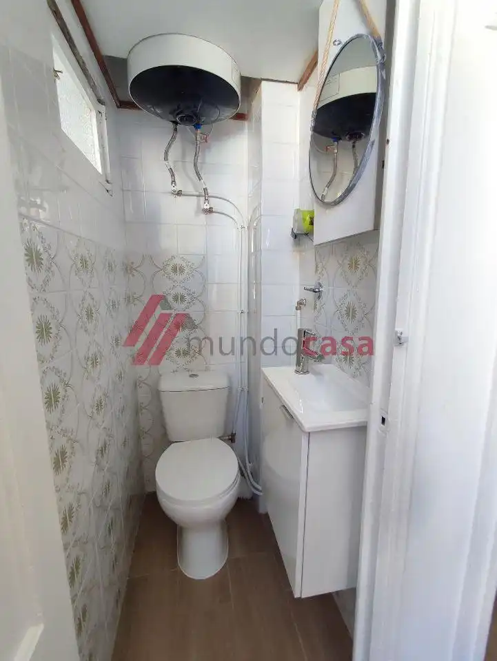 Badezimmer von Wohnung zur Miete in Narón mit Heizung und Möbliert