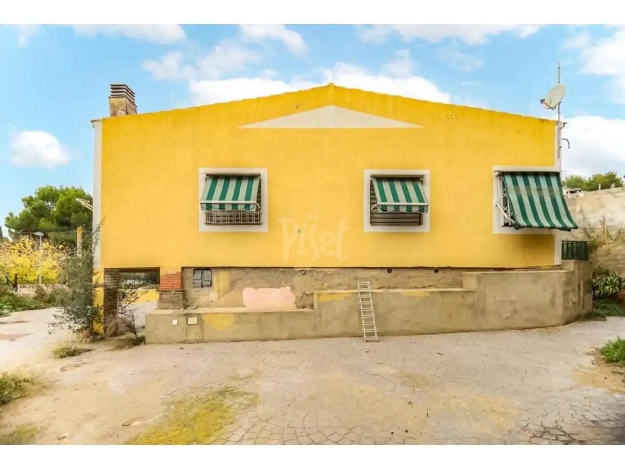 Casa amb jardí en venda a Calle Carles Riba, imagen 3