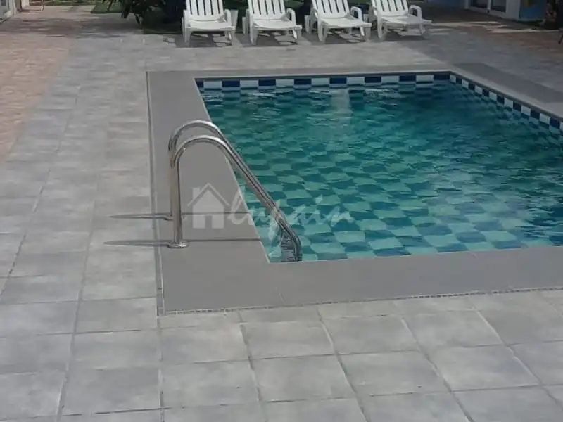 Piscina de Casa o xalet en venda en Arona