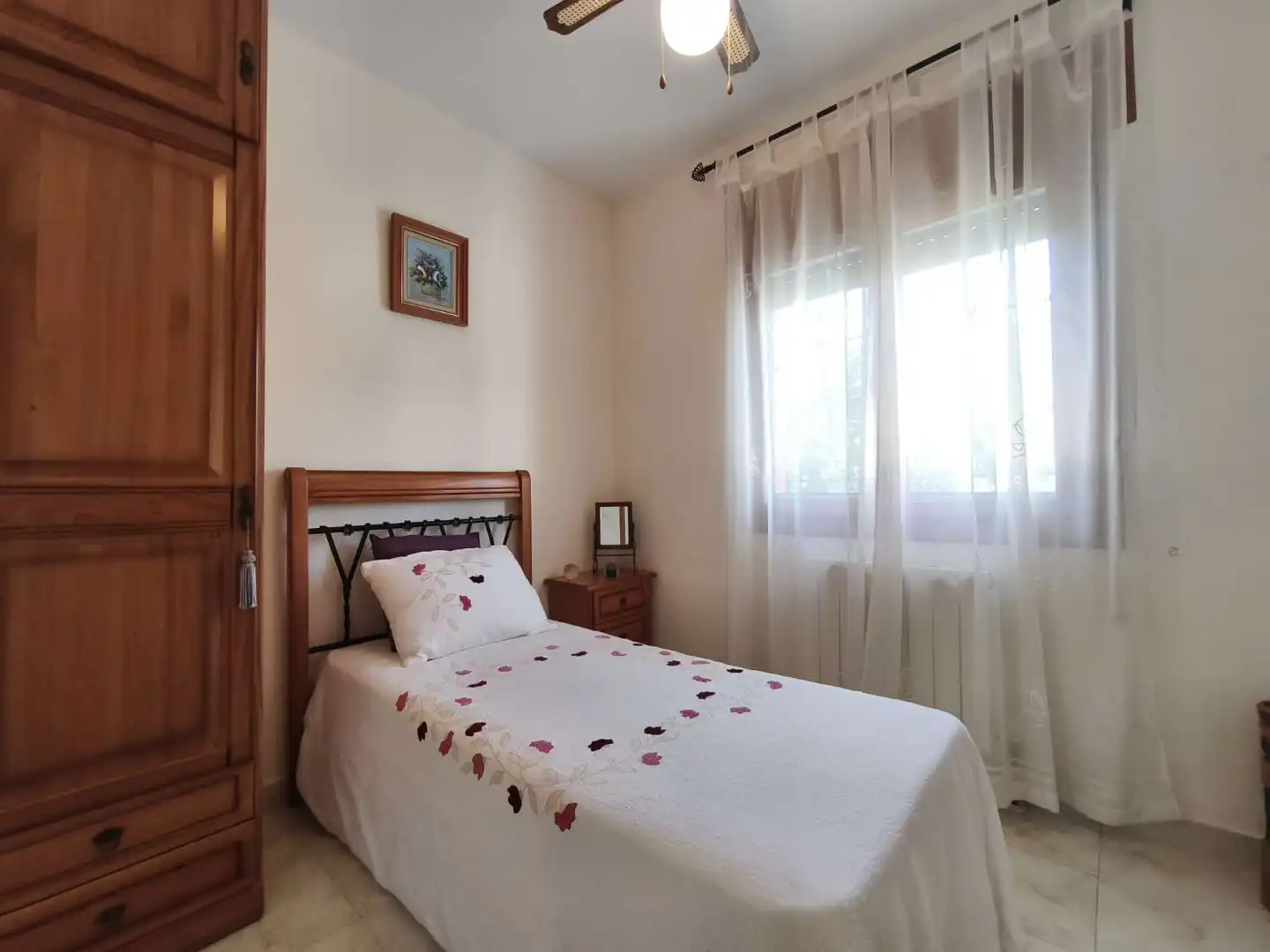Habitación de Casa o chalet en venta en Orihuela con Aire acondicionado, Trastero y Piscina
