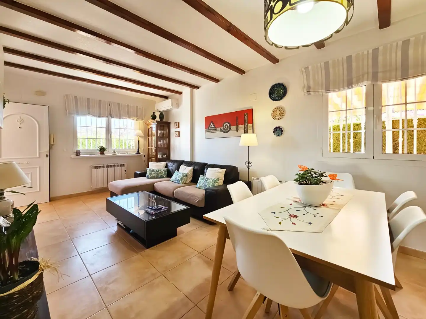 Living room of Houses for sale in Santa Pola  with Air Conditioner, Private garden and Terrace