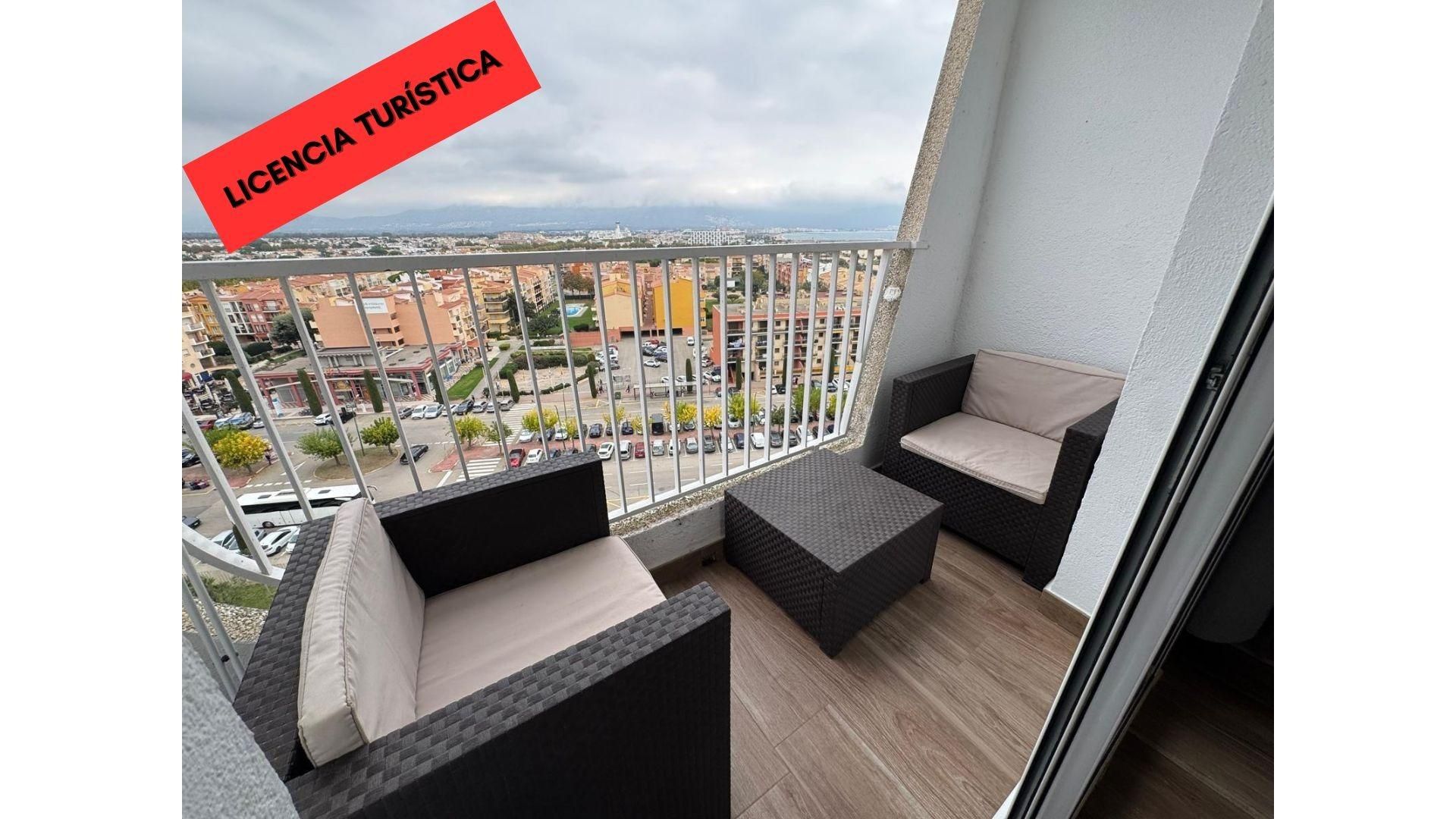 Terrace of Study for sale in Empuriabrava  with Air Conditioner and Terrace