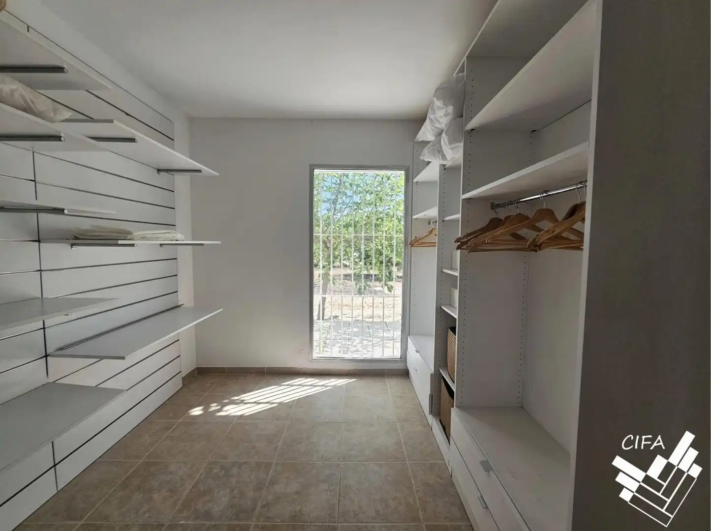 Houses for sale in Càlig  with Air Conditioner, Private garden and Furnished