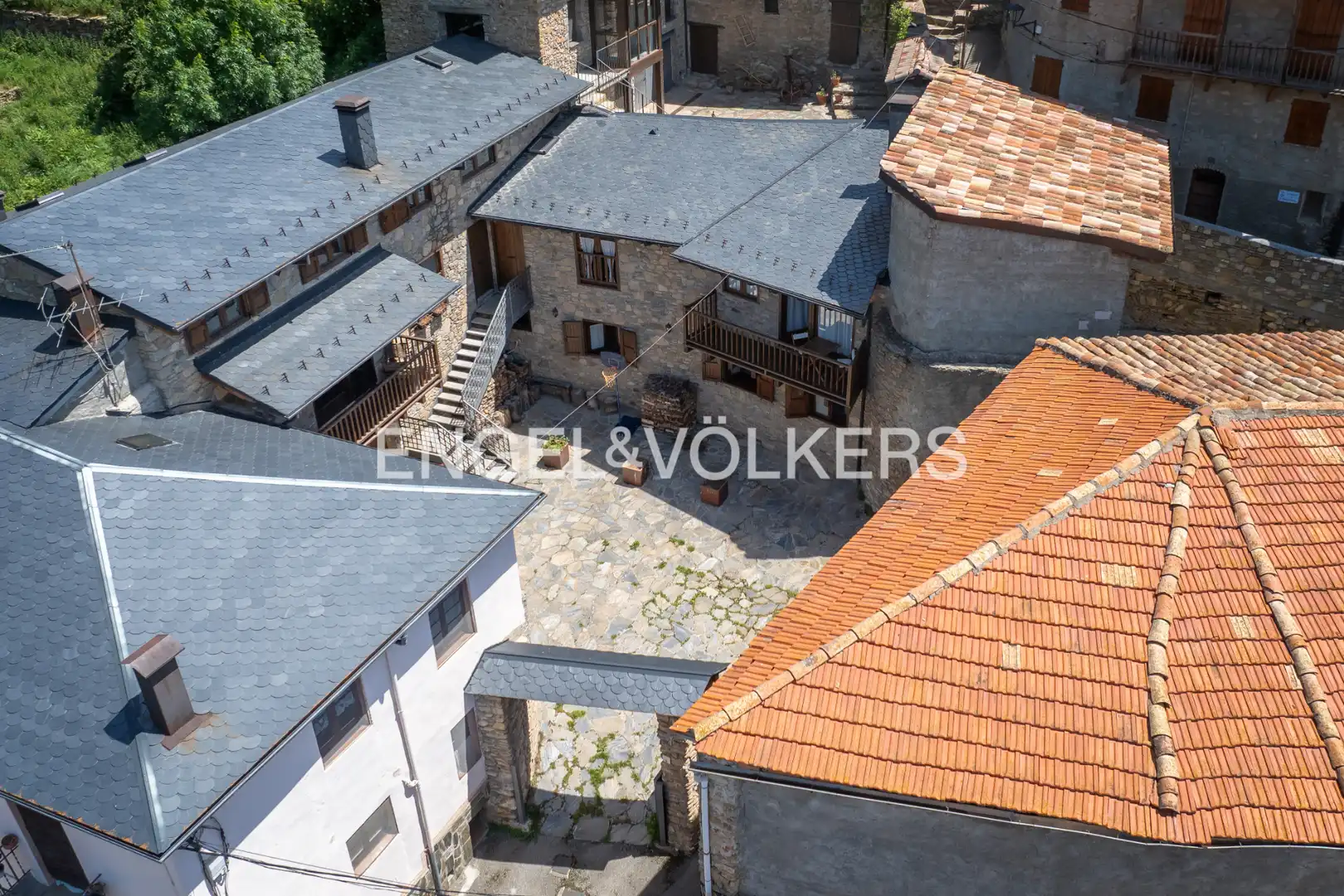 Exterior view of Detached homes for sale in Prullans  with Heating, Parquet flooring and Terrace