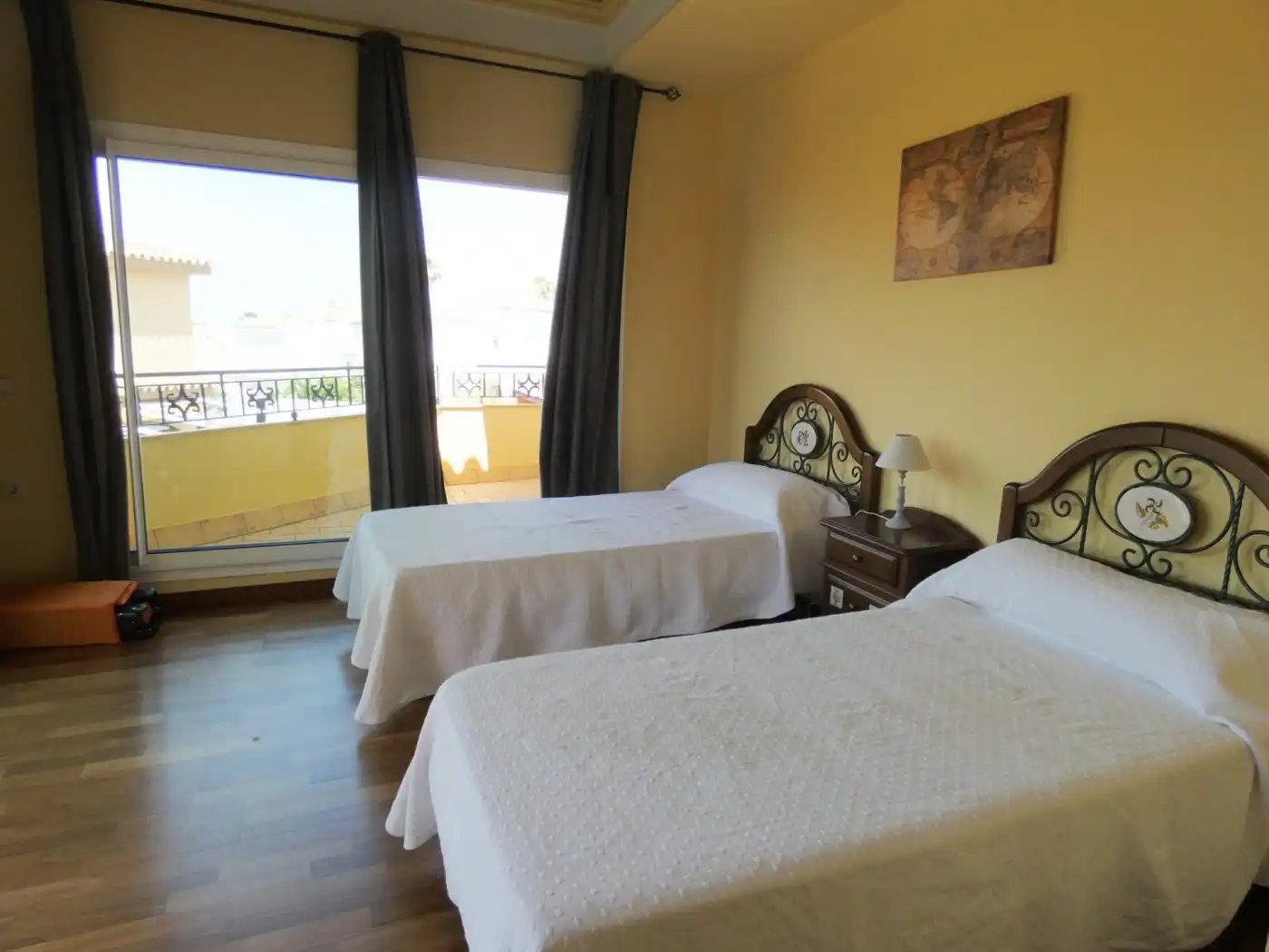 Bedroom of Houses for sale in Chiclana de la Frontera  with Air Conditioner, Private garden and Terrace