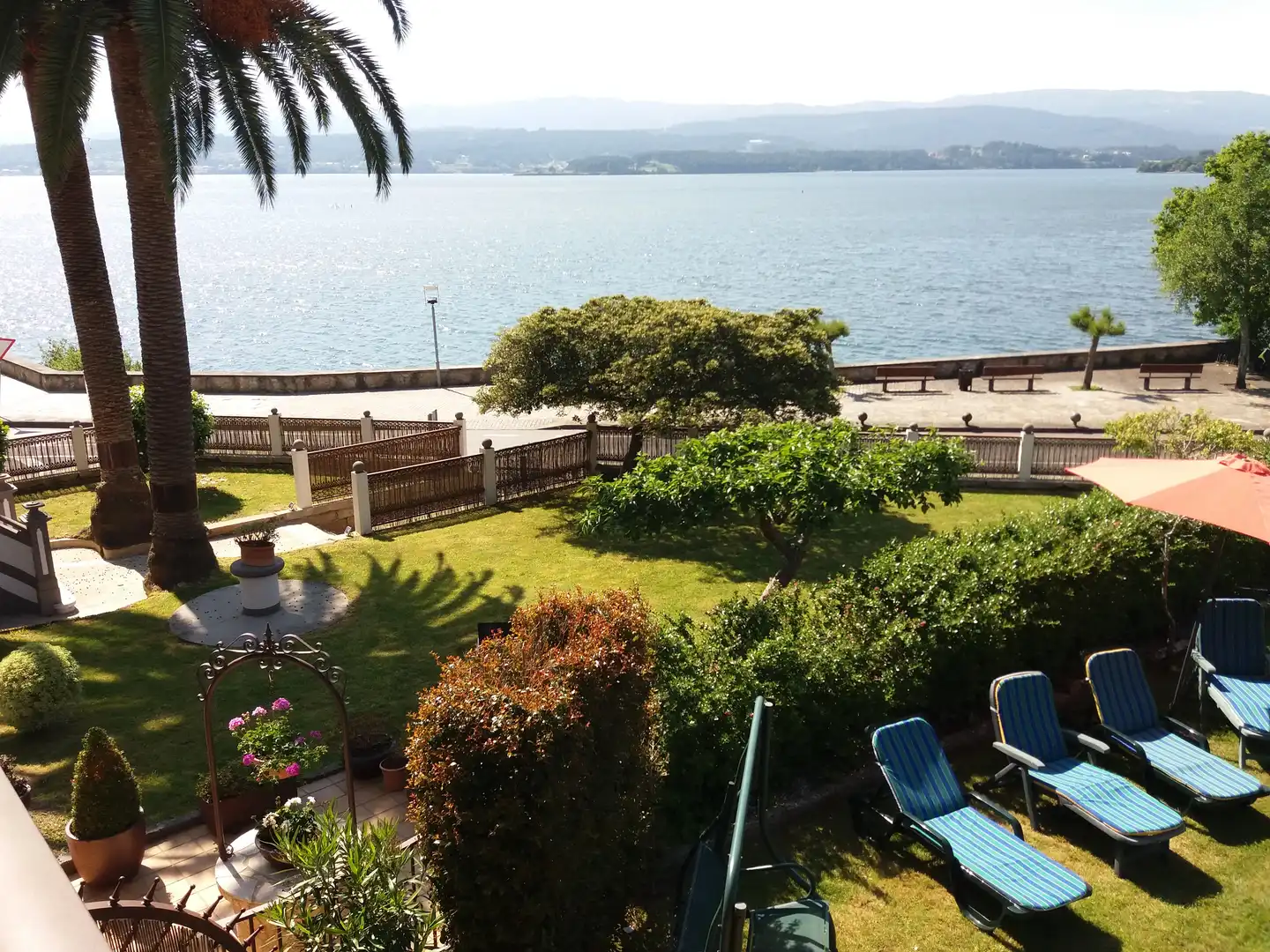 Garden of Houses for rent in Rianxo  with Heating, Private garden and Furnished