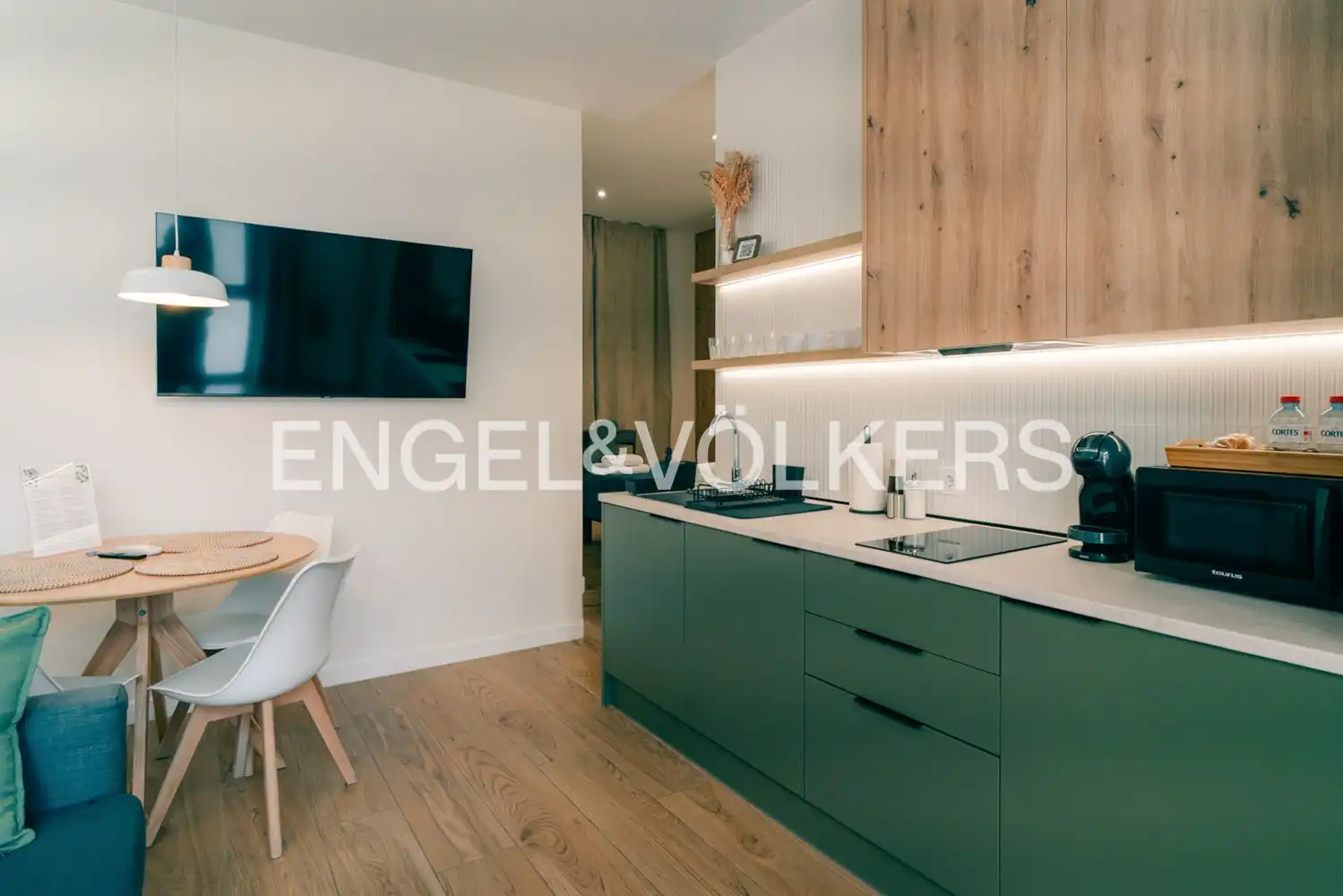 Kitchen of Apartments for sale in Valencia  with Air Conditioner, Heating and Furnished