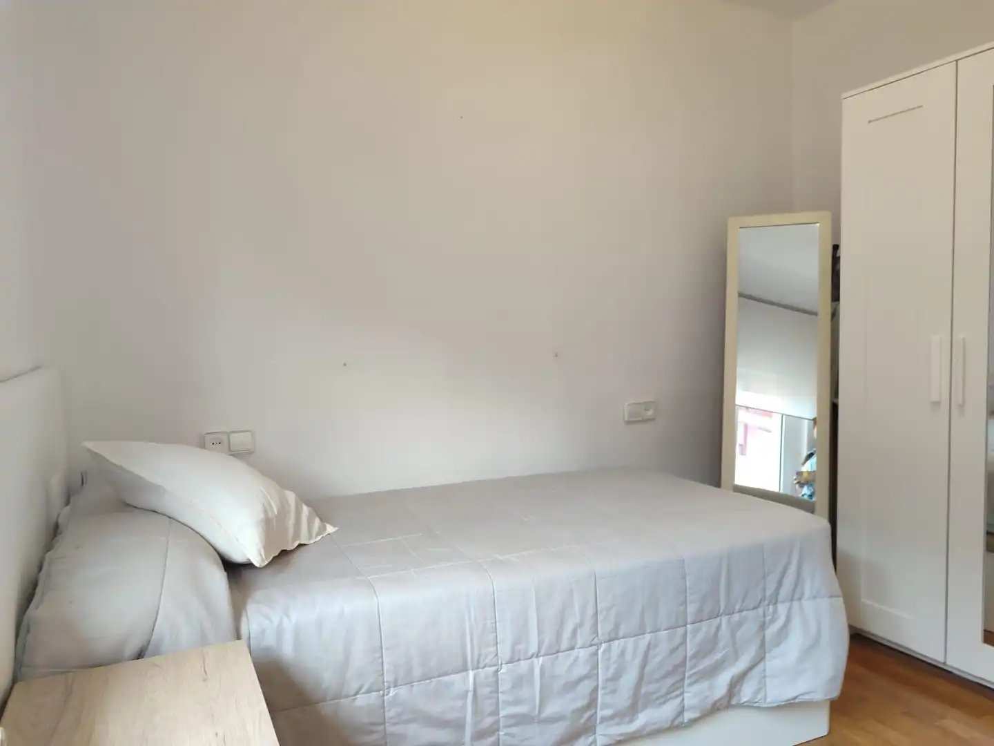 Bedroom of Flat for rent in Oviedo   with Heating and Furnished