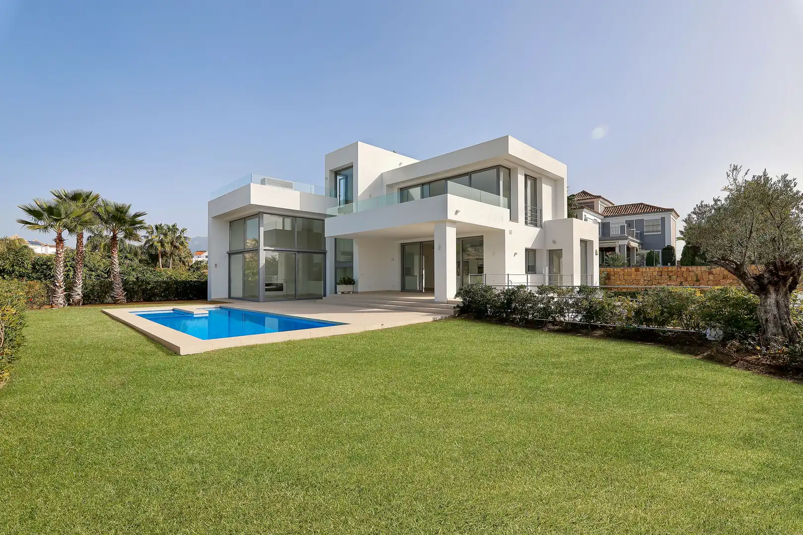Chalet con terraza en venta en Los Arqueros  - Puerto del Almendro, imagen 2