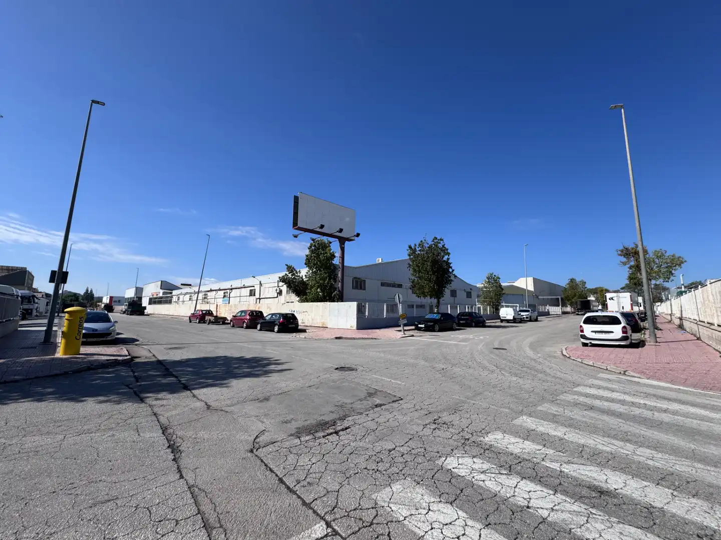 Exterior view of Industrial buildings for rent in Ceutí